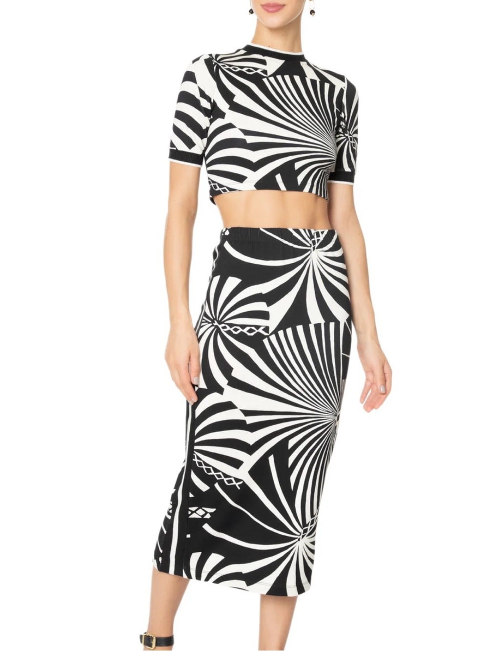 FARM Rio Black & White Graphic Crop Top